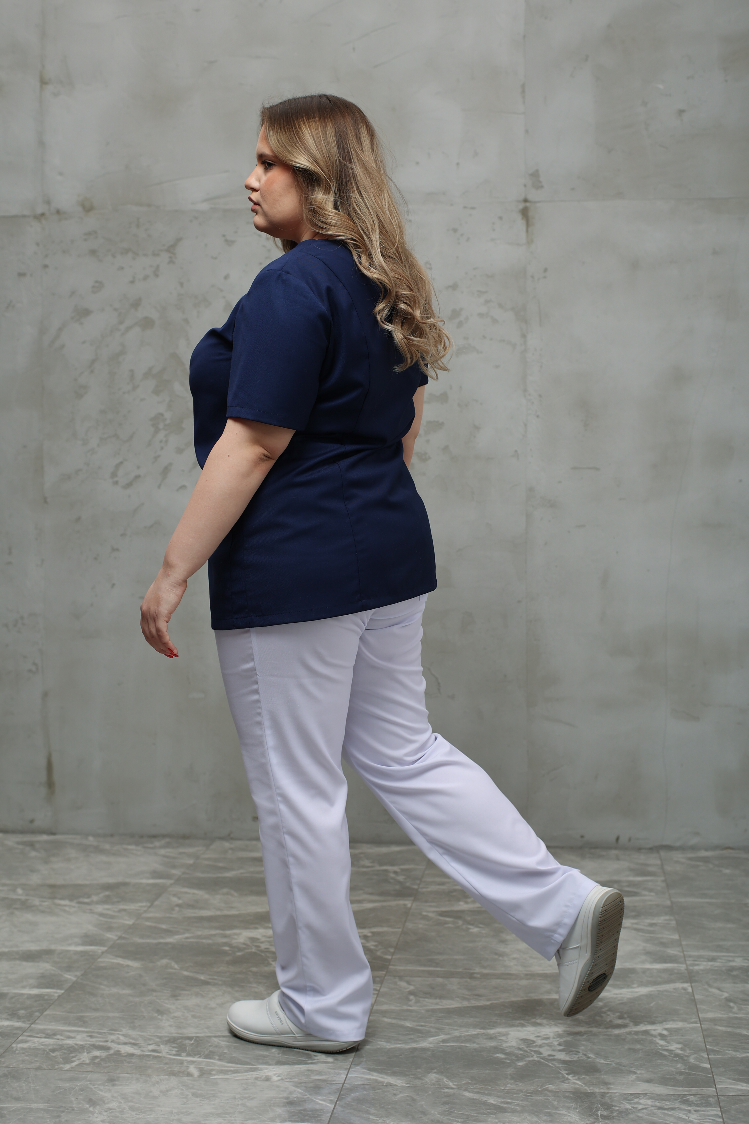 Куртка медицинская женская A135Б Тевия (Синий 542, Без отделки), 65% полиэстер, 32% вискоза, 3% спандекс