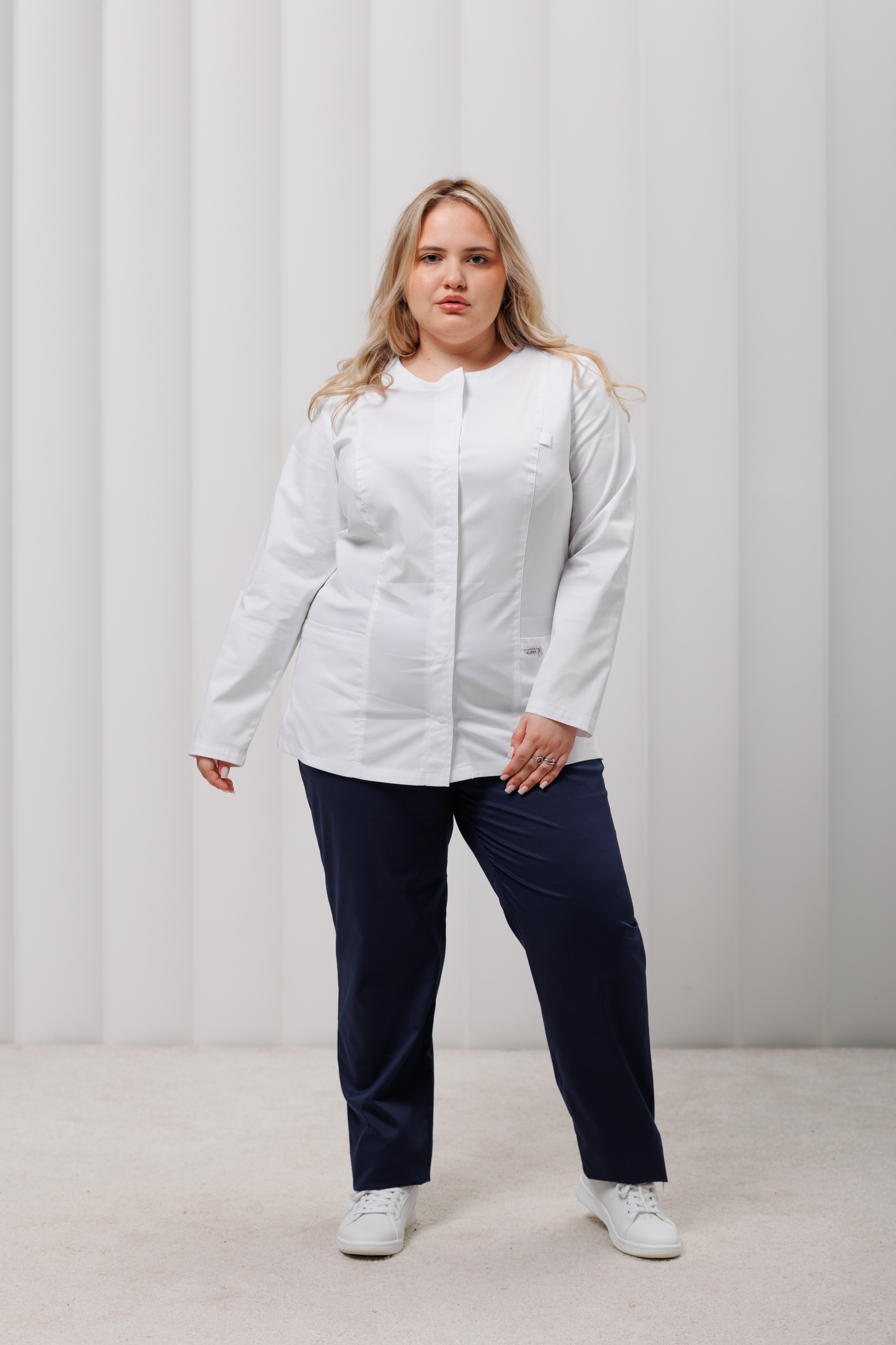 Куртка медицинская женская A173Б А Экстра (Белый, Без отделки), 55% хлопок, 42% полиэстер, 3% эластан