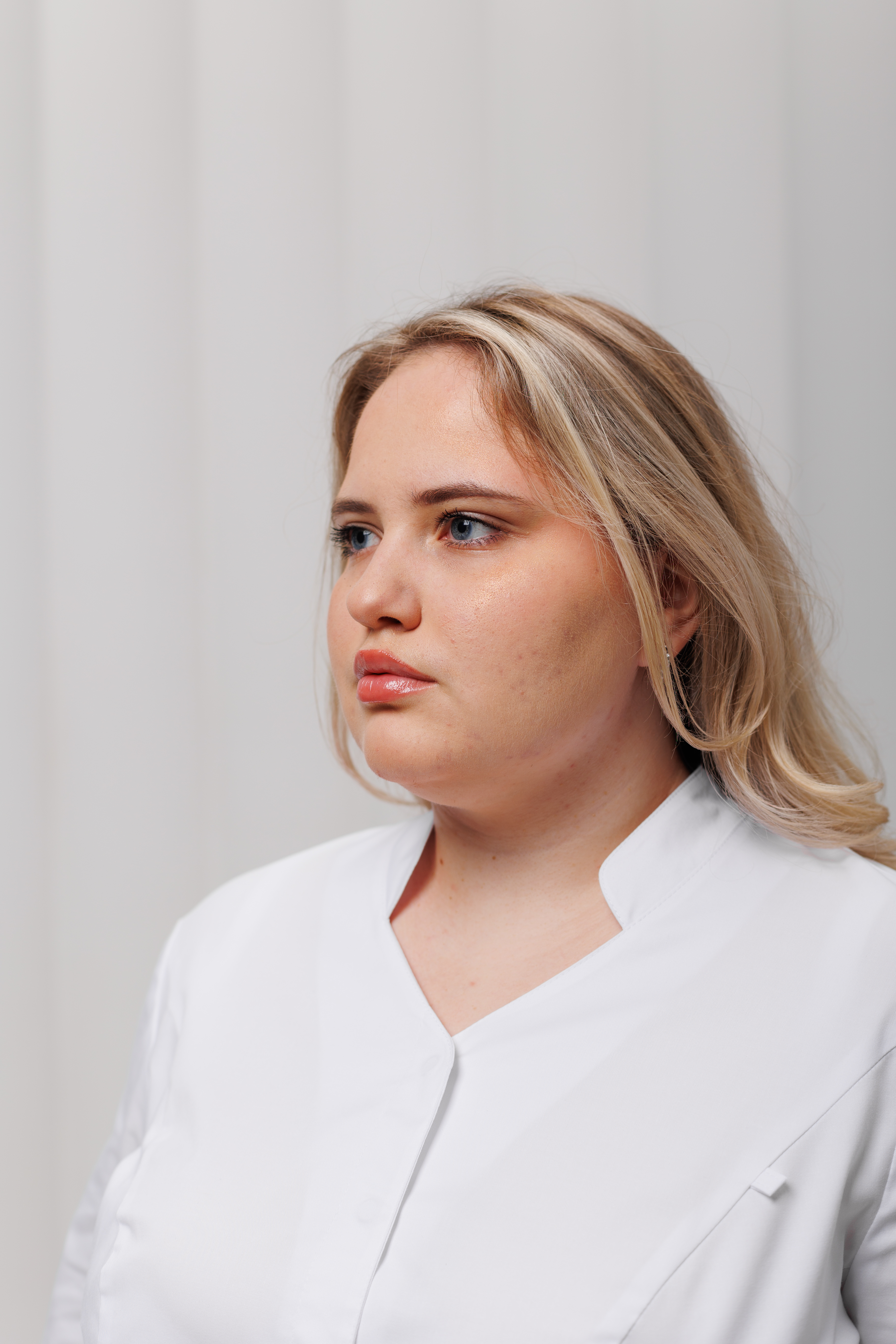 Куртка медицинская женская A905Б 3/4 Экстра (Белый, Без отделки), 55% хлопок, 42% полиэстер, 3% эластан