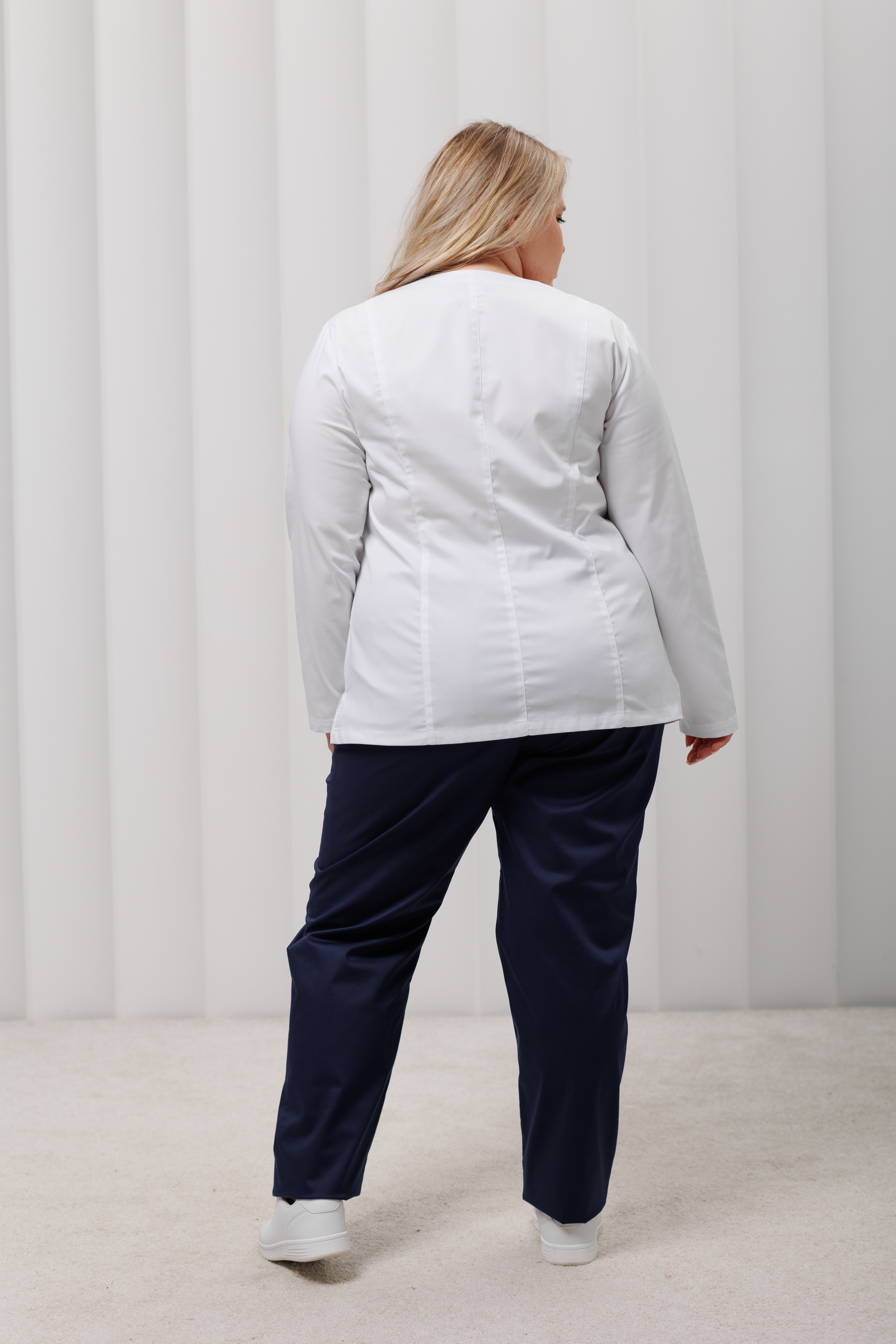 Куртка медицинская женская A173Б А Экстра (Белый, Без отделки), 55% хлопок, 42% полиэстер, 3% эластан