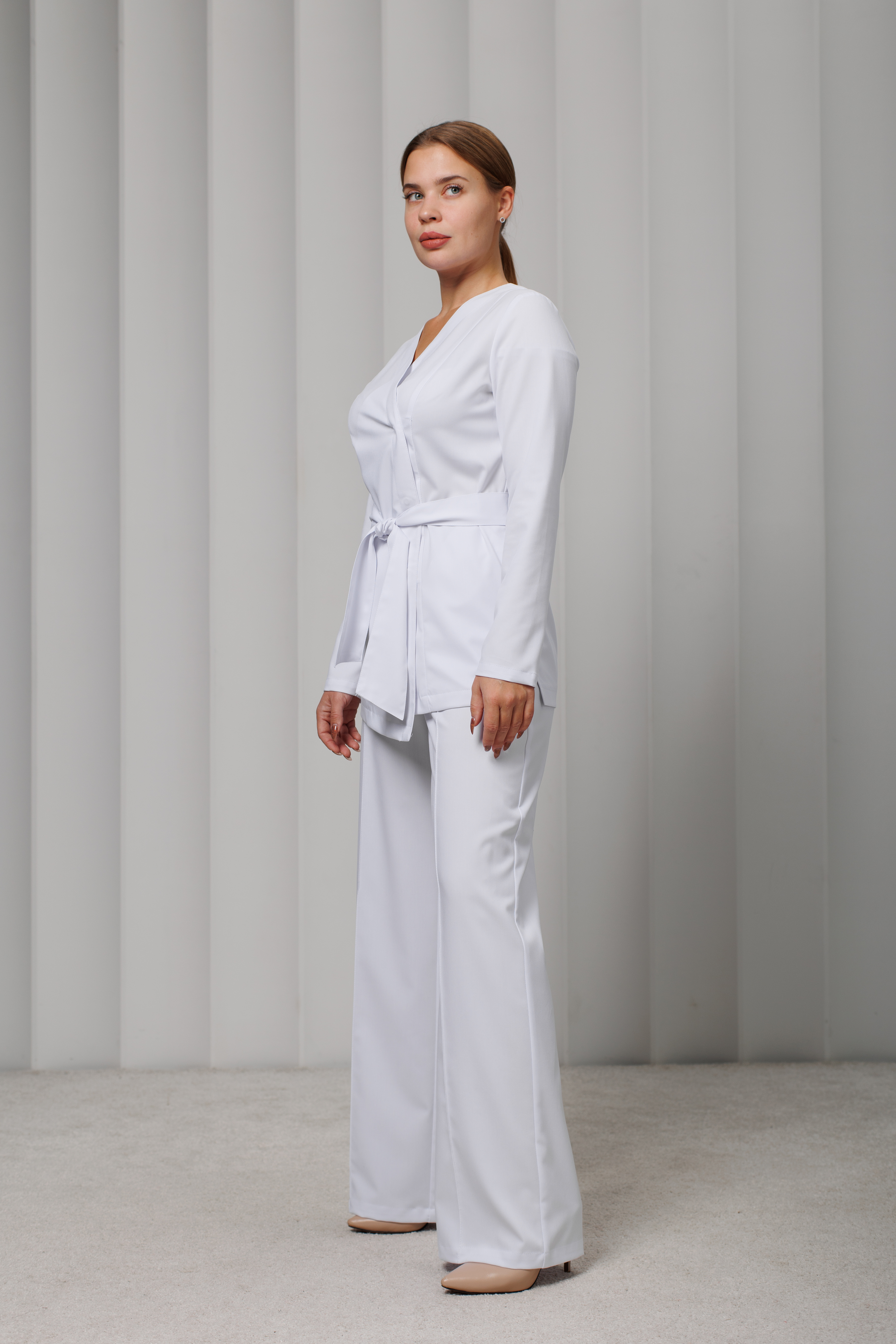 Куртка медицинская женская AP561 А Дольче (Белый 0, Без отделки), 52% вискоза 45% п/э 3%эластан