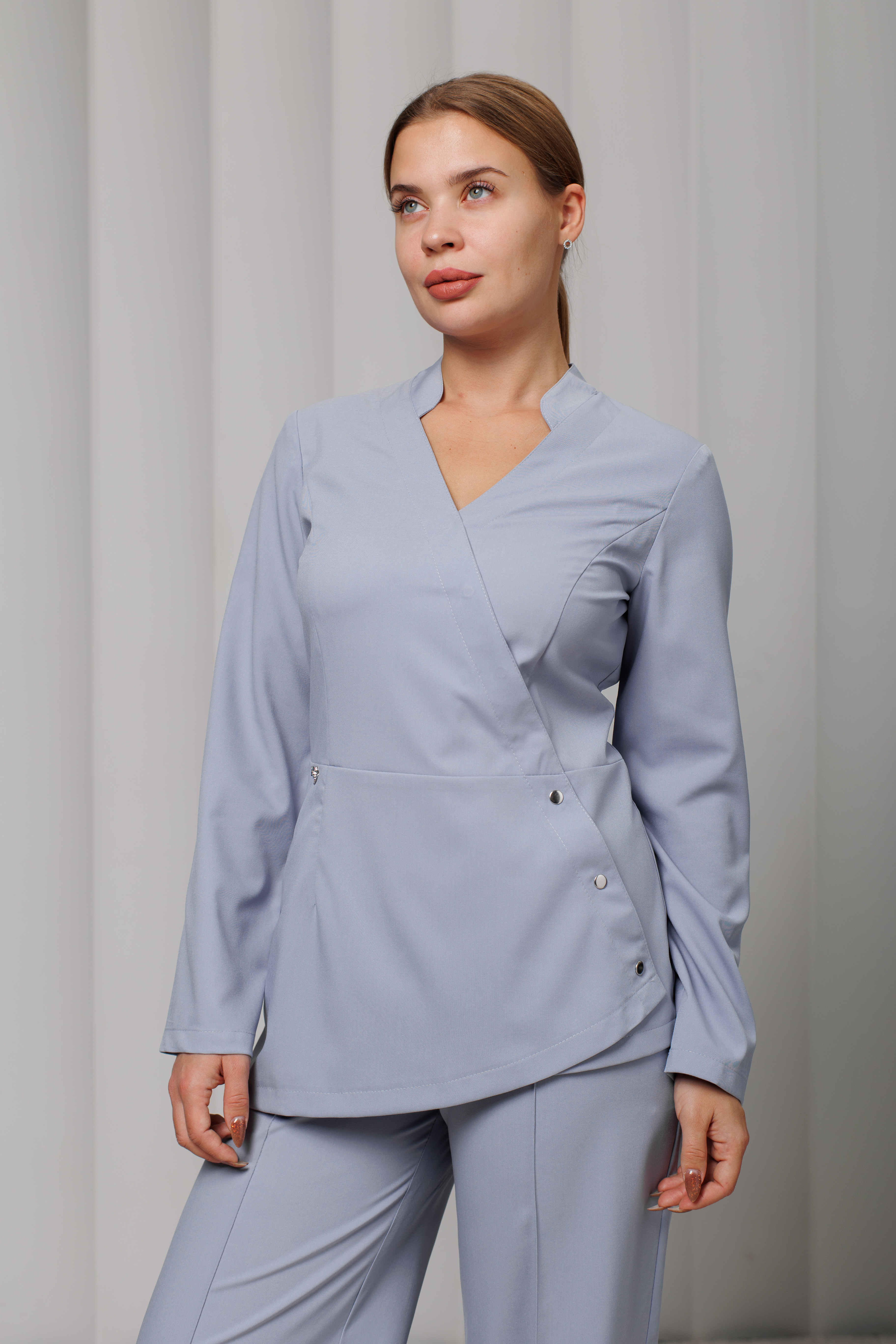 Куртка медицинская женская AP532 А Дольче (Серо-голубой 129, Без отделки), 52% вискоза 45% п/э 3%эластан