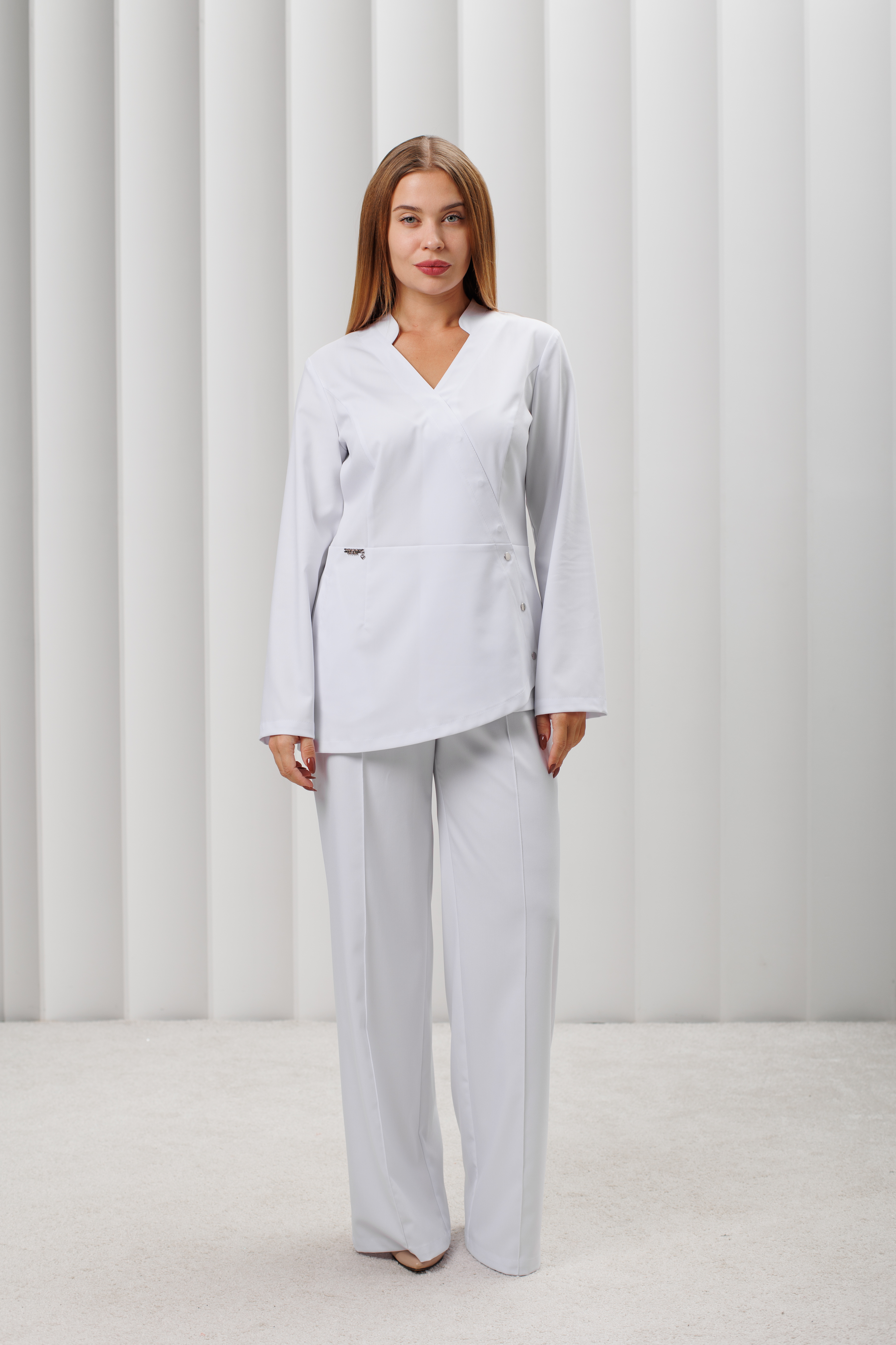 Куртка медицинская женская AP532 А Дольче (Белый 0, Без отделки), 52% вискоза 45% п/э 3%эластан