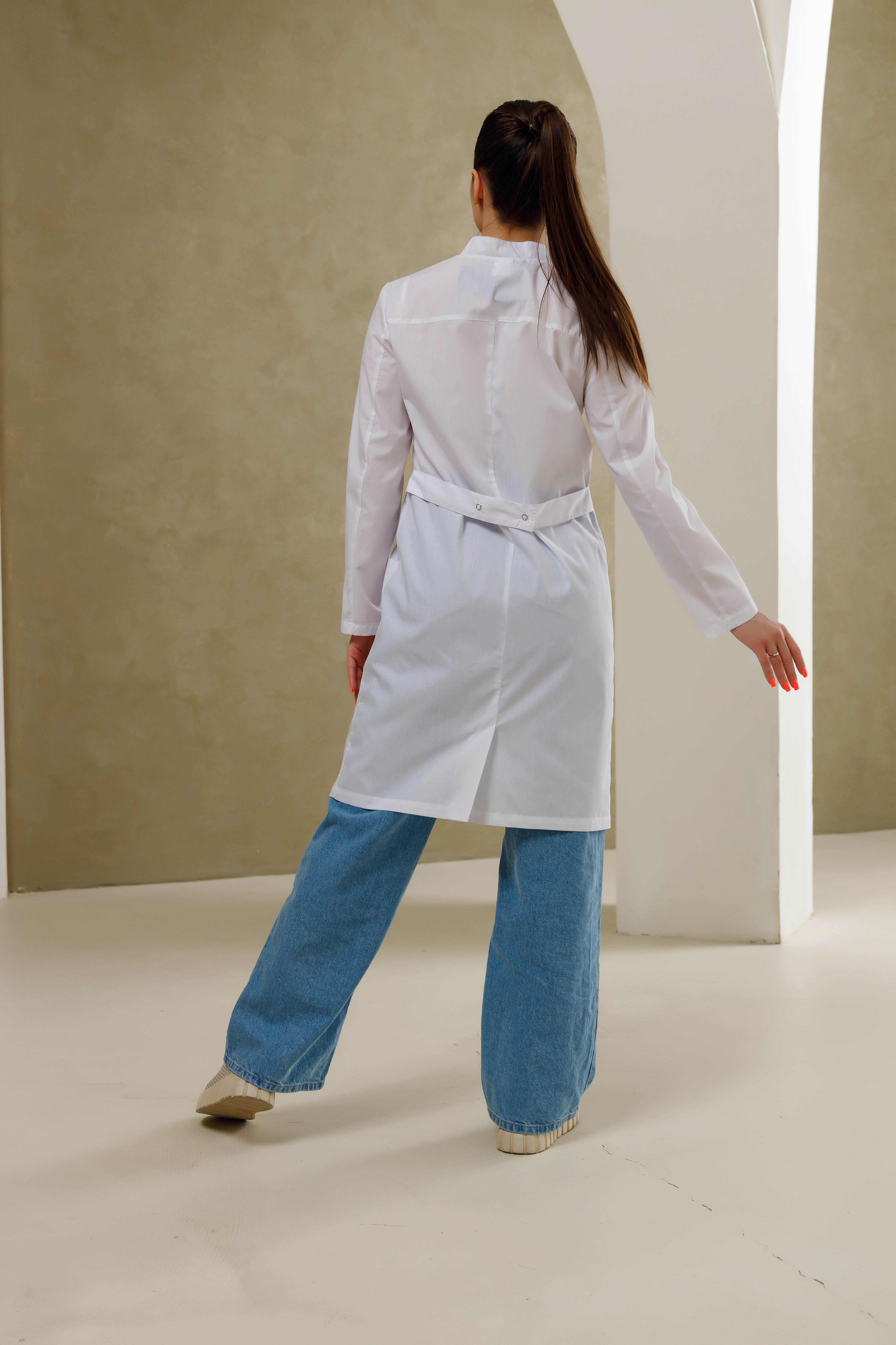 Халат медицинский женский S825 А Тиси (Белый 0, Без отделки), 65% полиэстер, 35% хлопок