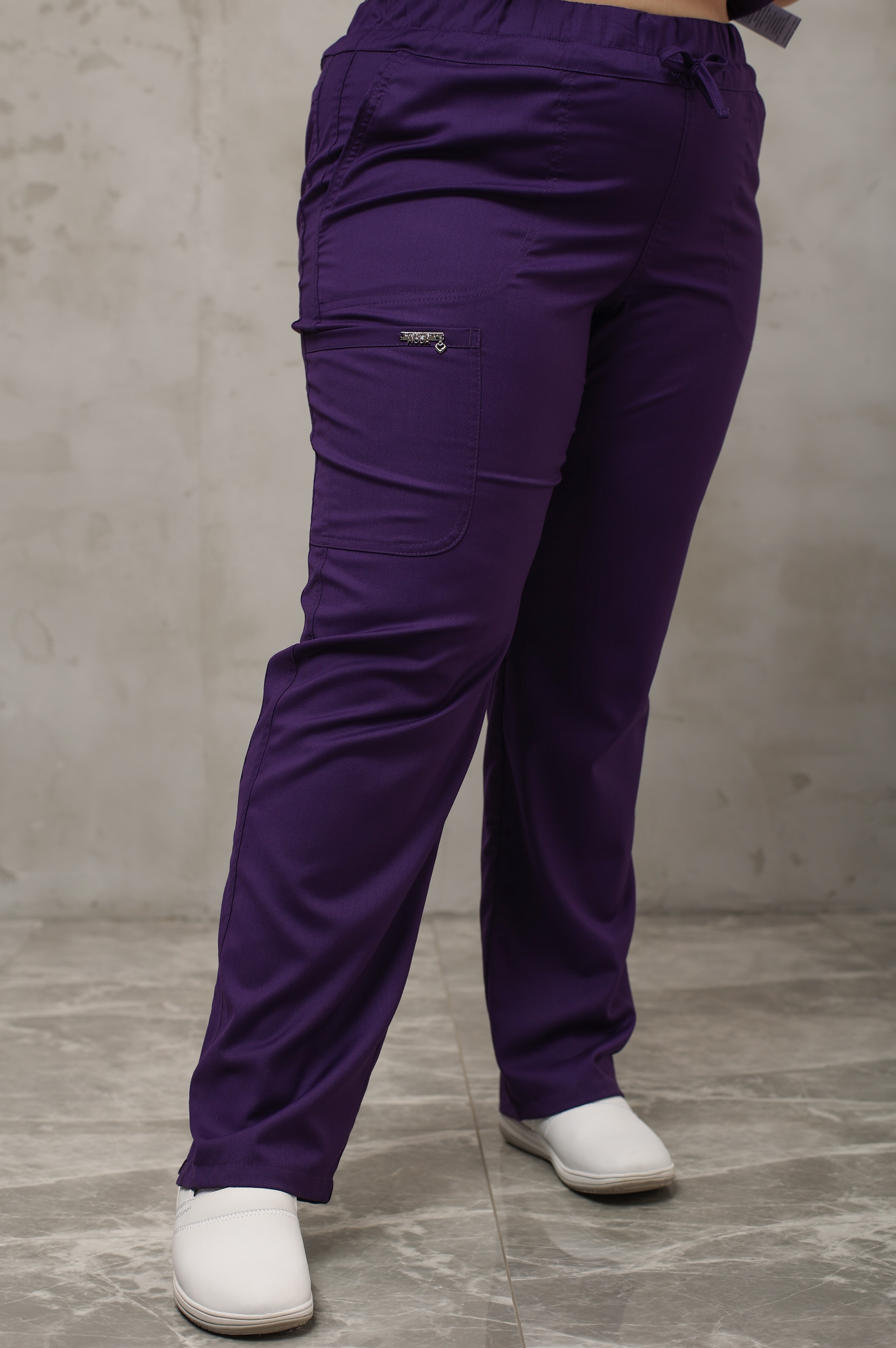 Брюки медицинские женские AP180-1Б Тевия (Слива 613, Без отделки), 