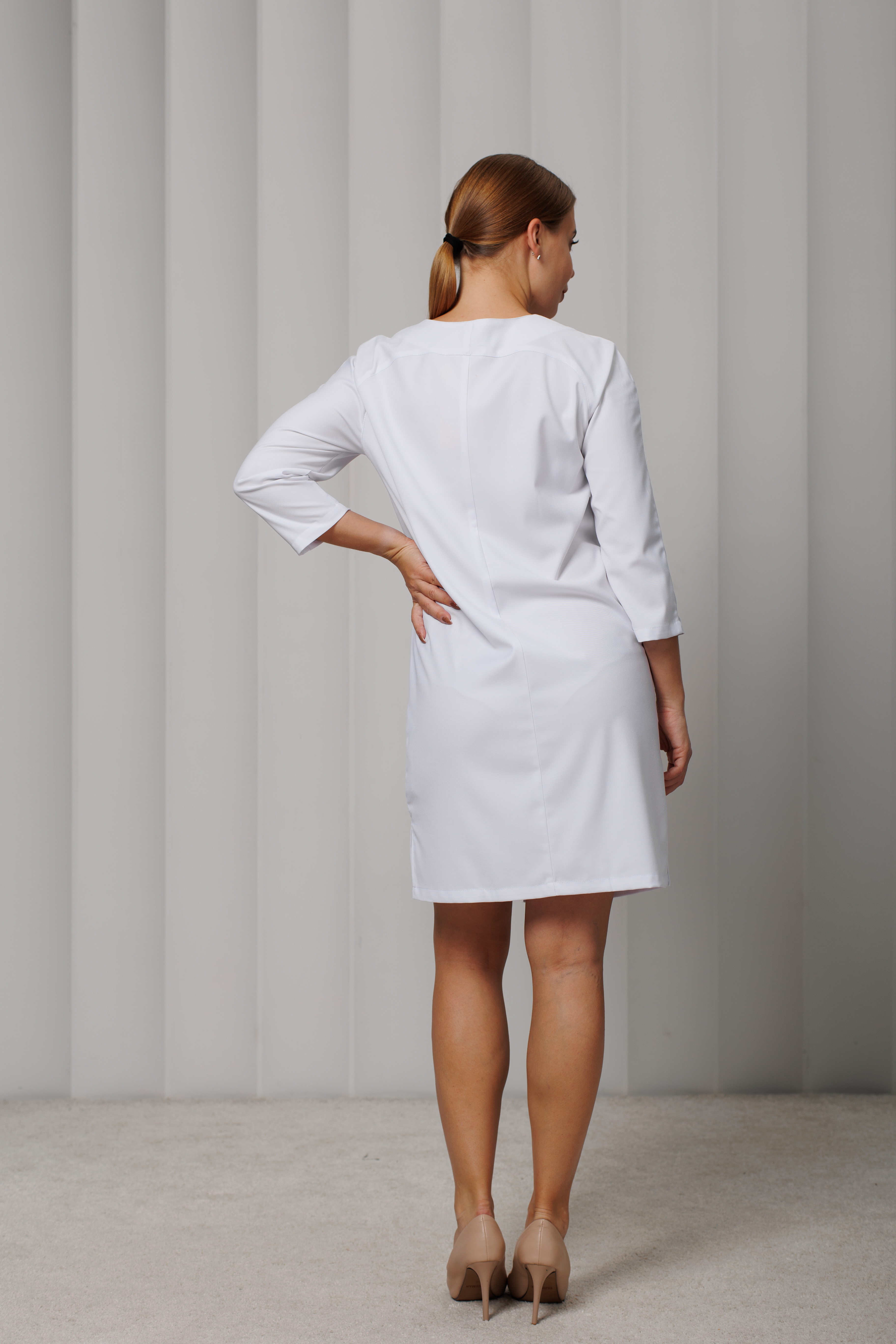 Халат медицинский женский A522 3/4 Тевия (Белый, Без отделки), 65% полиэстер, 32% вискоза, 3% спандекс