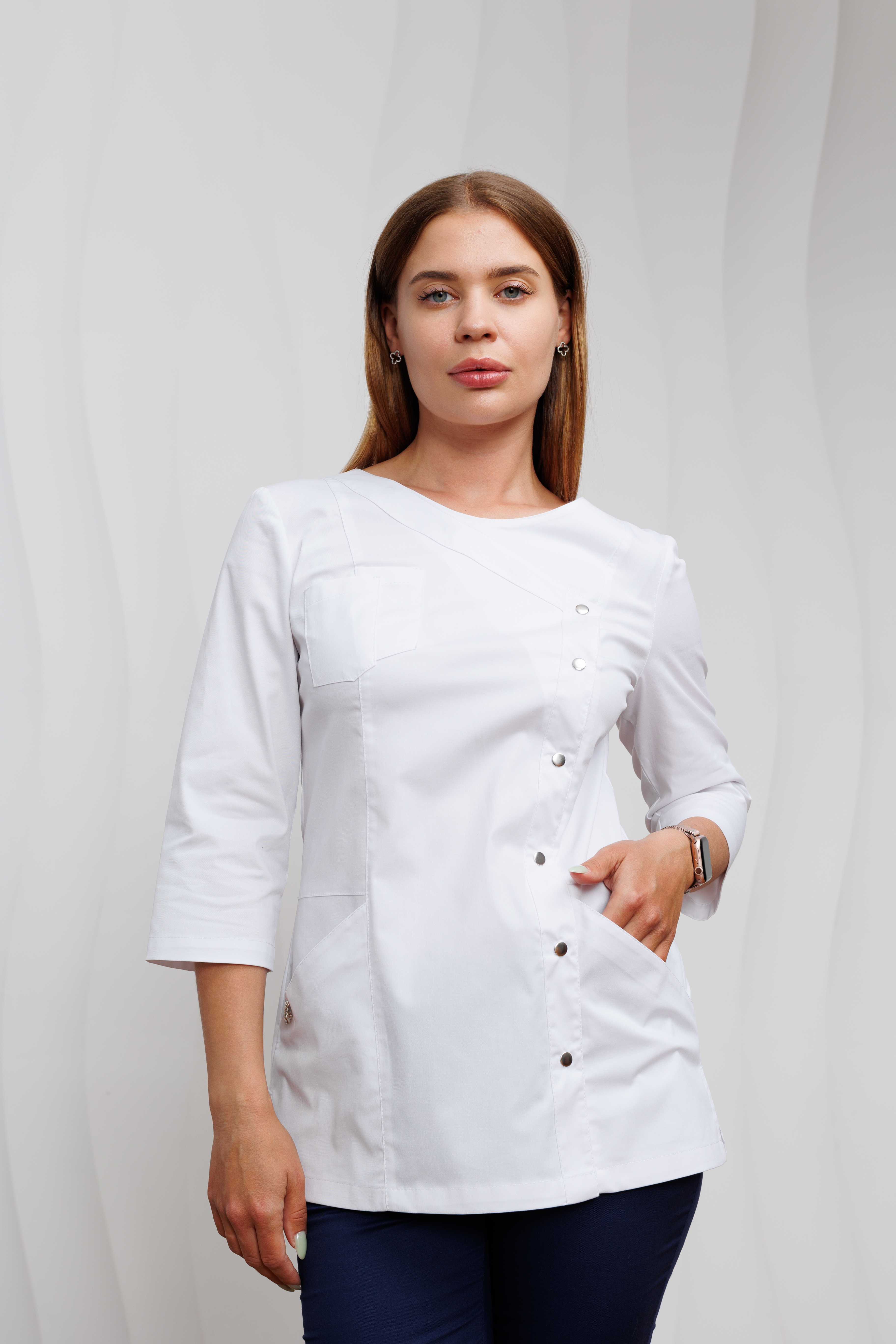 Куртка медицинская женская A162 3/4 Экстра (Белый, Без отделки) Куртка медицинская женская A162 3/4 Экстра (Белый, Без отделки), 55% хлопок, 42% полиэстер, 3% эластан