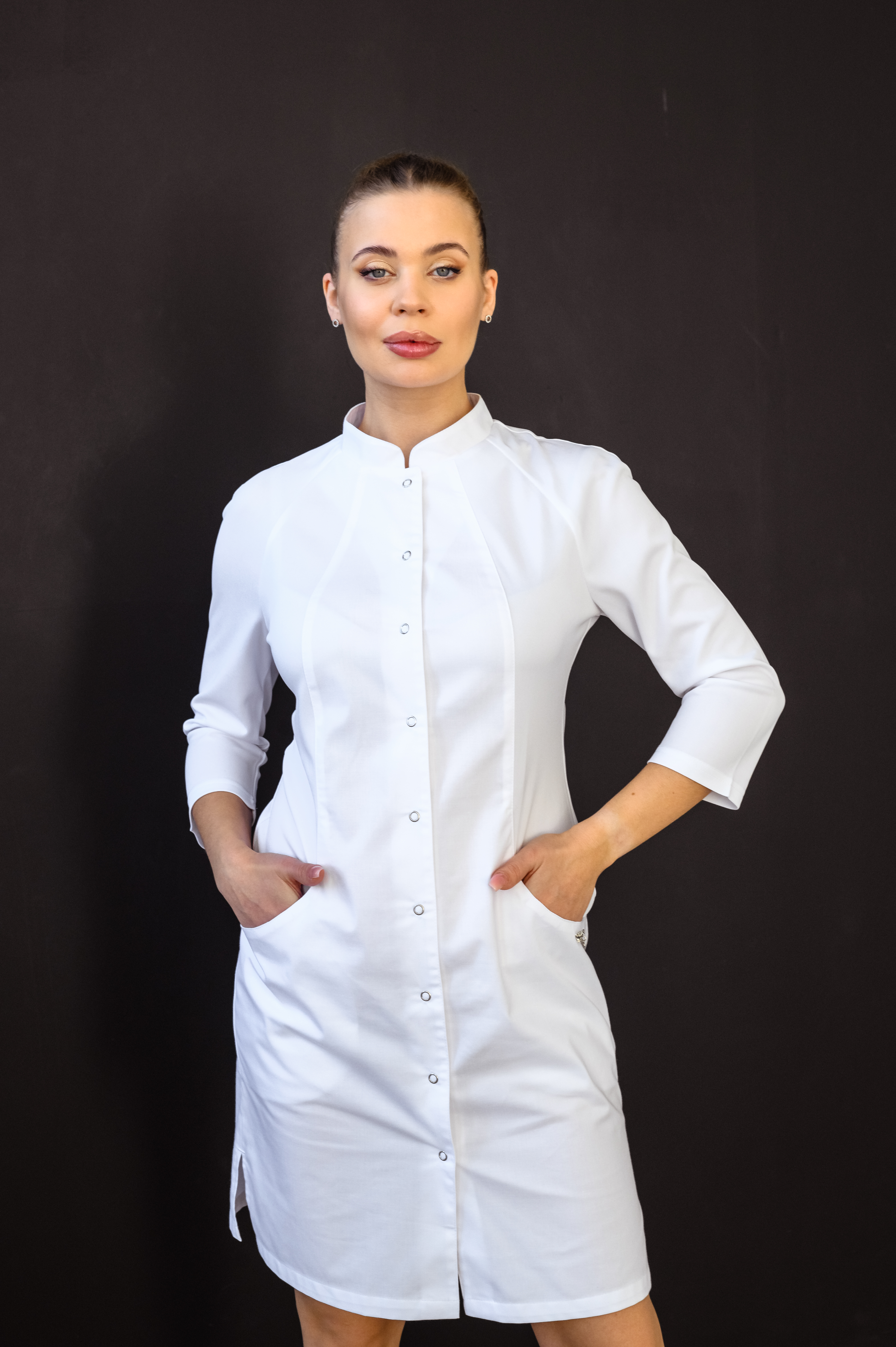 Халат медицинский женский A195 3/4 Бамбук (Белый, ложная сетка белая),  50 бамбук /47 полиэстер /3 эластан