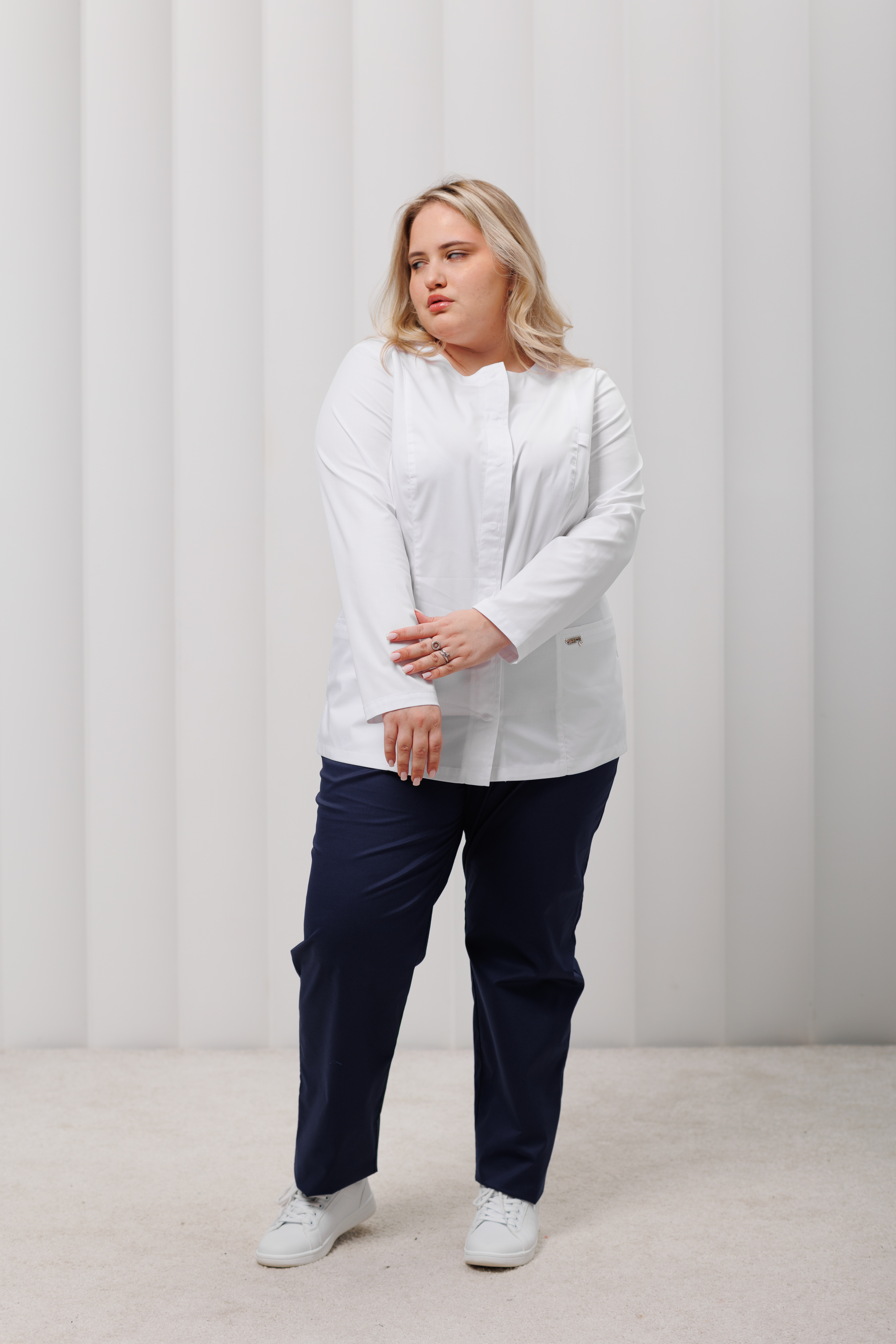 Куртка медицинская женская A173Б А Экстра (Белый, Без отделки), 55% хлопок, 42% полиэстер, 3% эластан