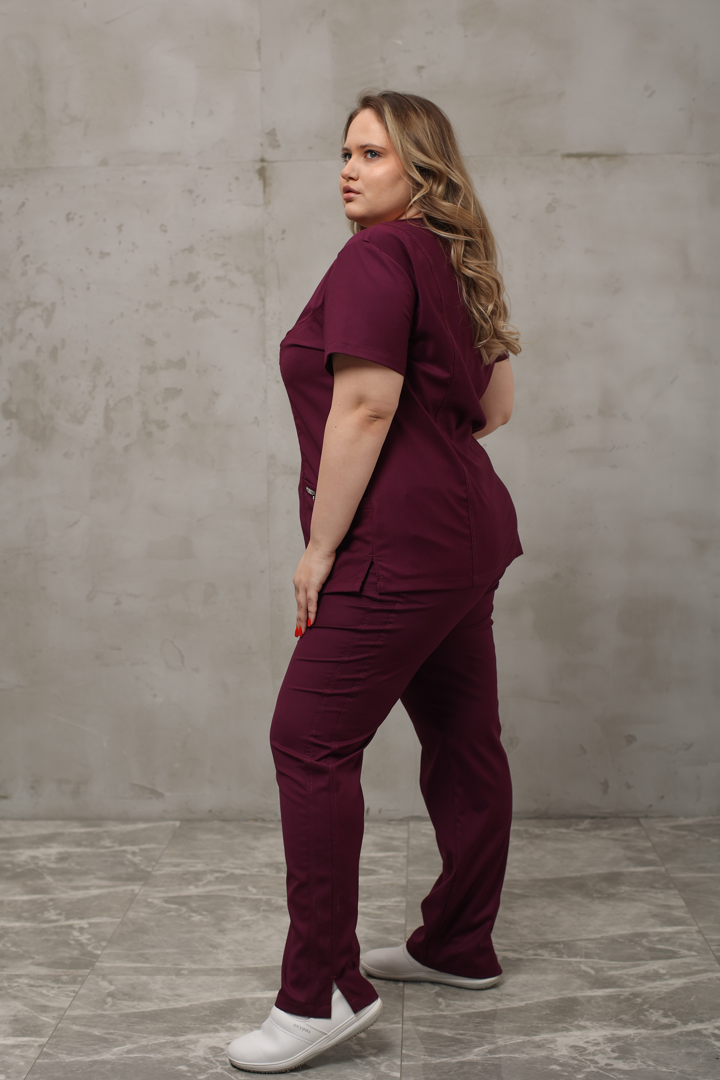 Куртка медицинская женская AP834Б Тевия (Бургунди 712, Без отделки), 