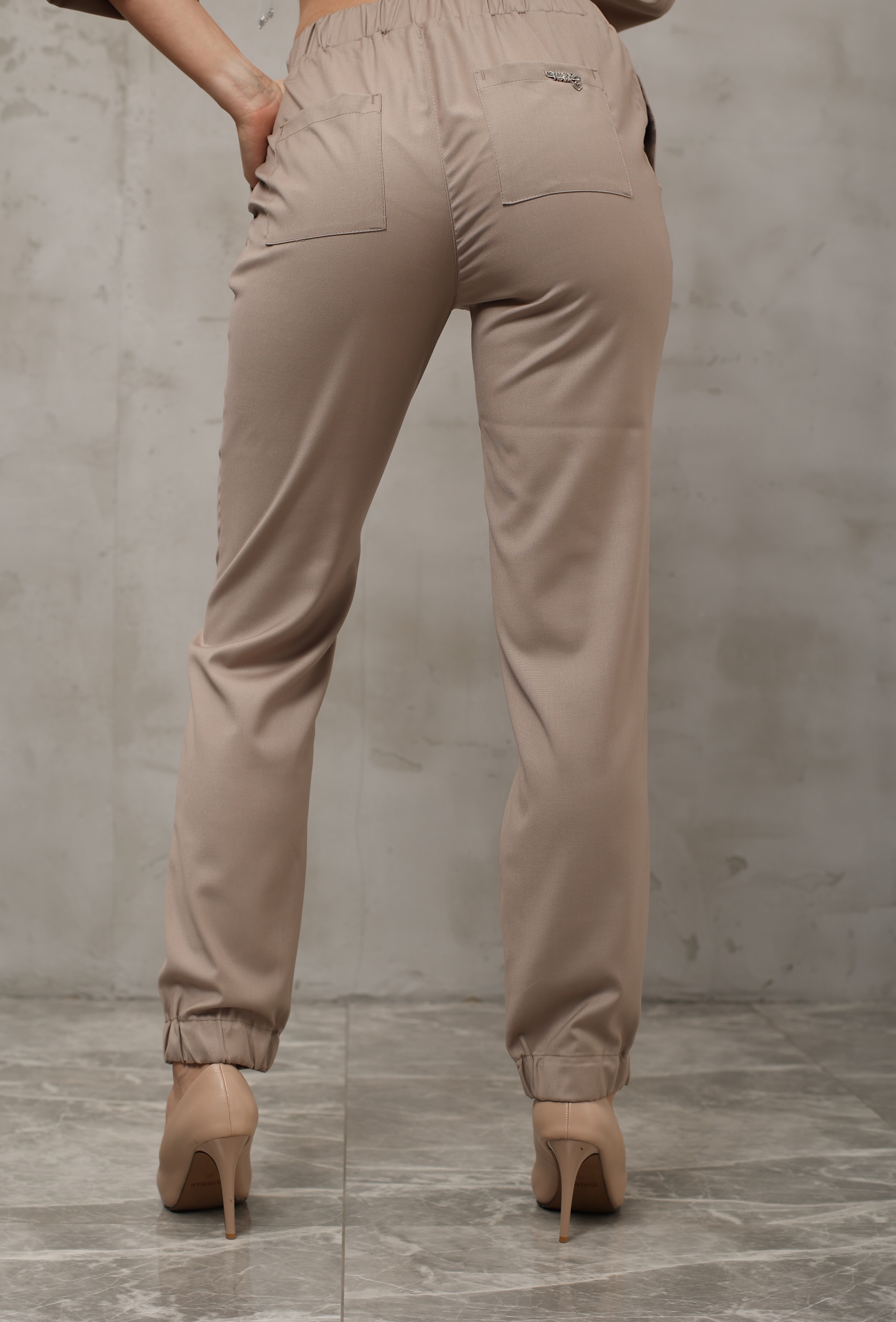 Брюки медицинские женские A809 Тевия (Капучино 239, Без отделки), 65% полиэстер, 32% вискоза, 3% спандекс