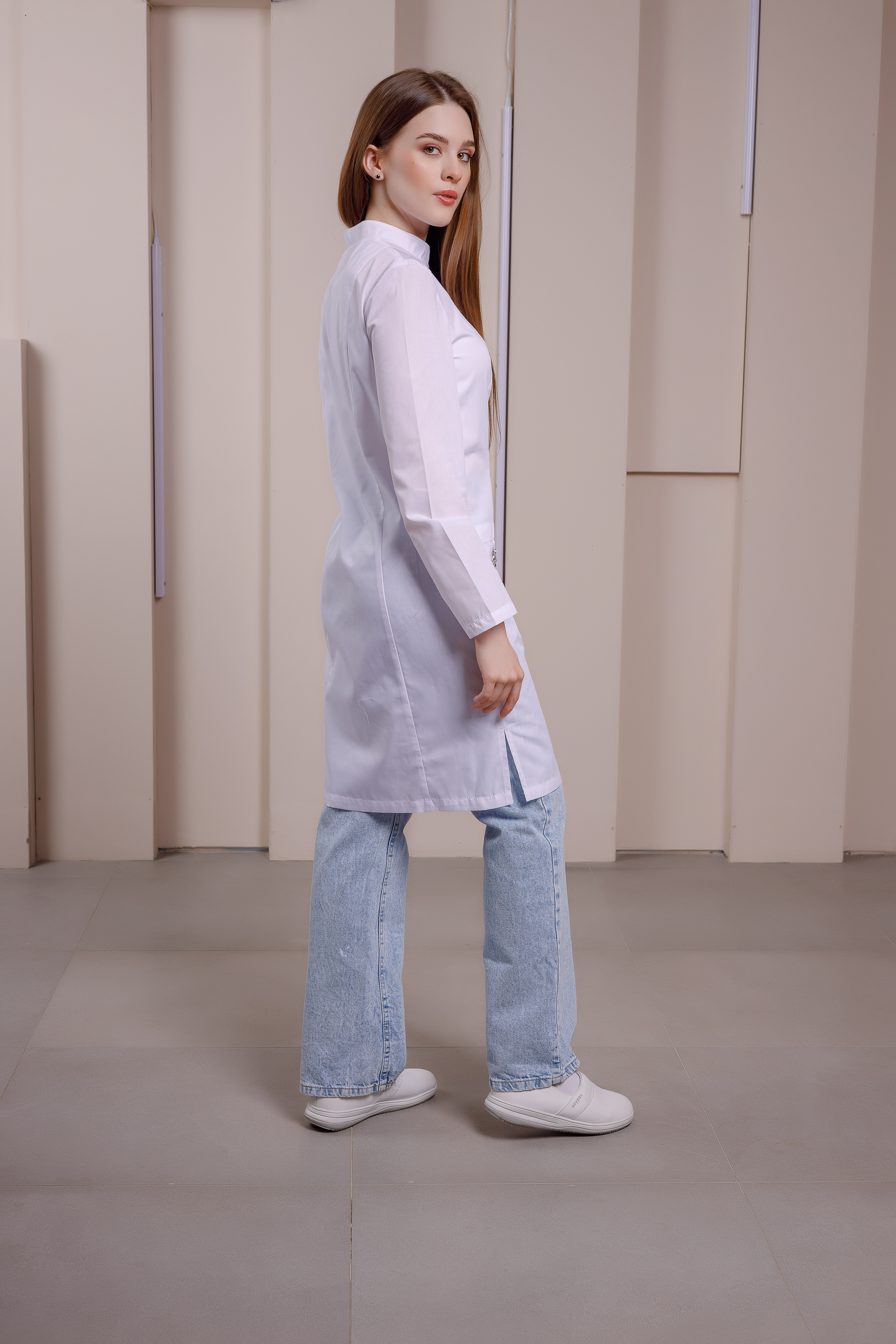 Халат медицинский женский S830 А Тиси (Белый 0, Без отделки), 