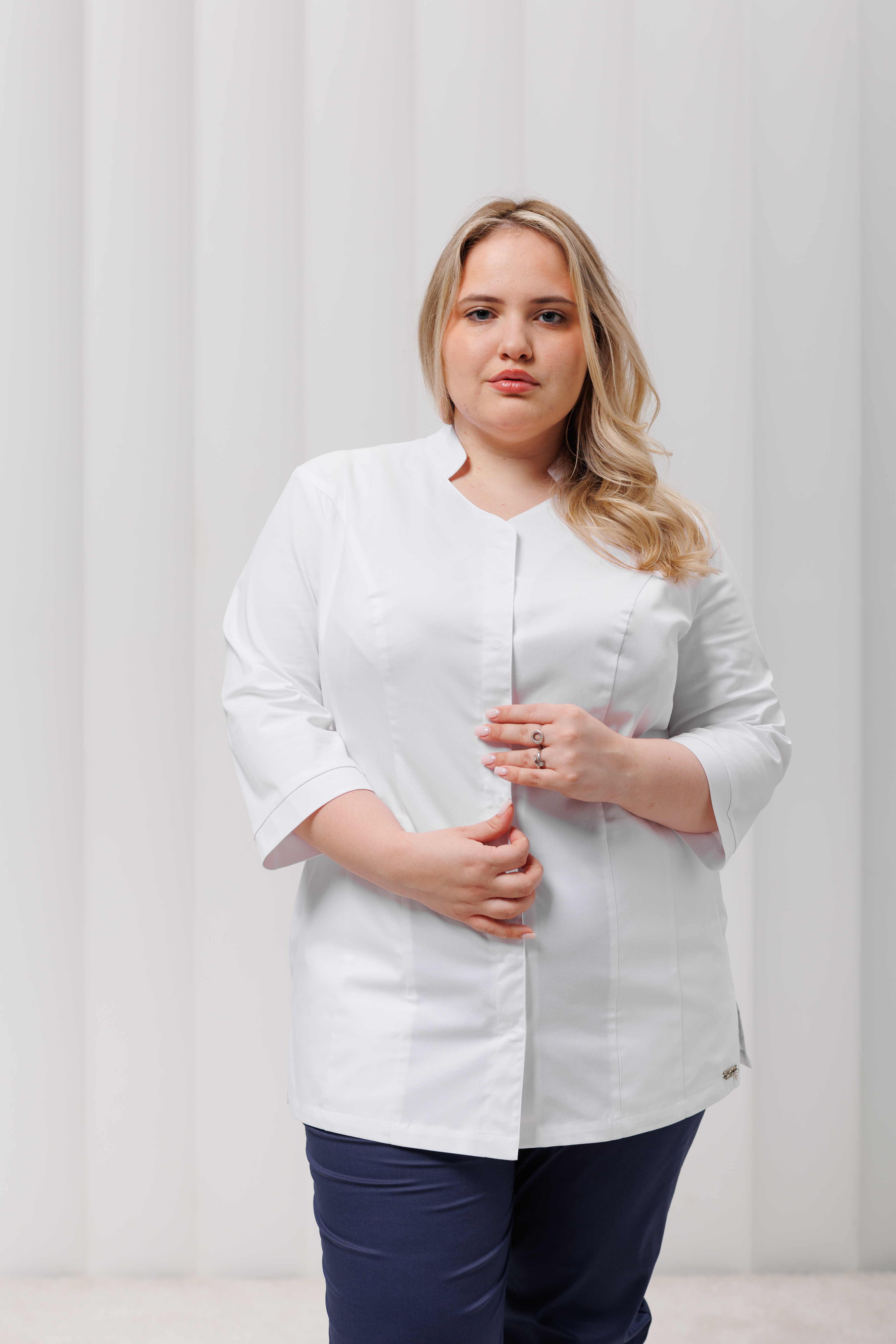 Куртка медицинская женская A905Б 3/4 Экстра (Белый, Без отделки), 55% хлопок, 42% полиэстер, 3% эластан