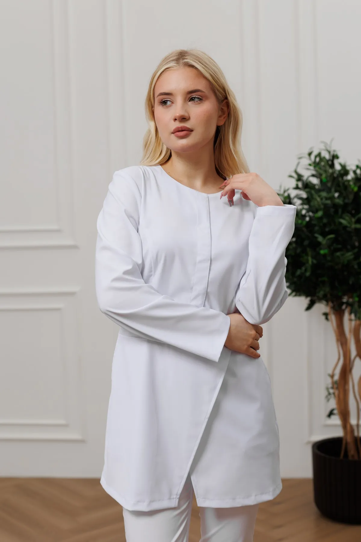 Женская медицинская куртка A542 А Тевия