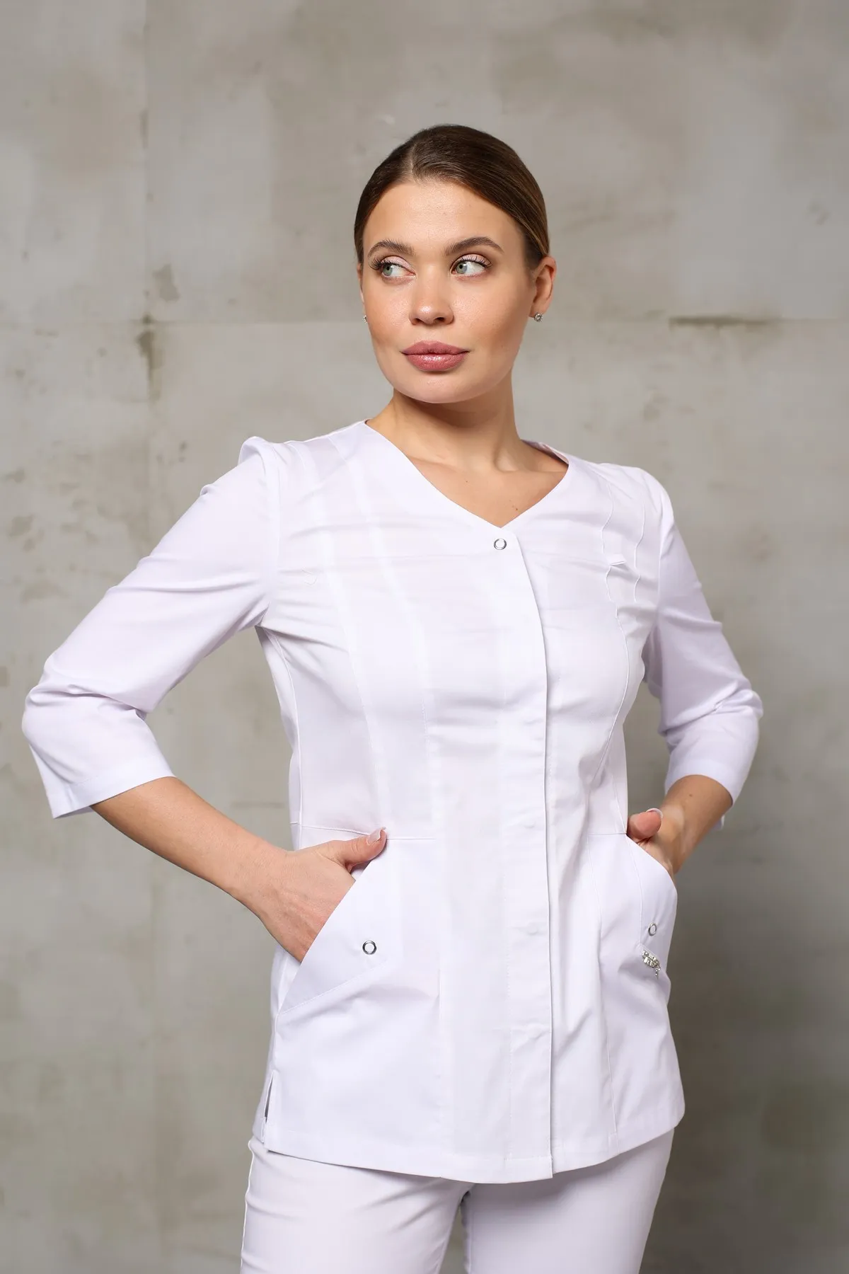Женская медицинская куртка A545 3/4 Экстра